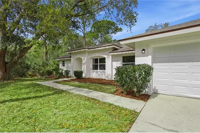 10 Pebbleton Place, Palm Coast, FL 32164 - Photo 1