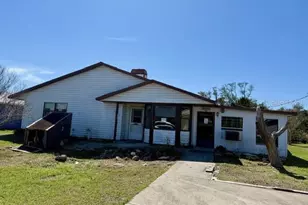8 Sweet Bay Dr, Palm Coast, FL 32137 - Photo 1