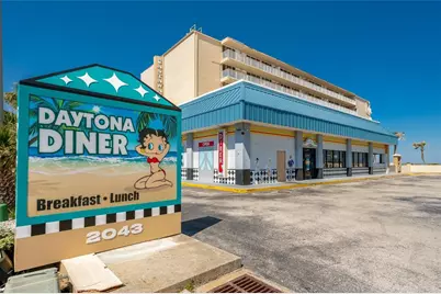 2043 S Atlantic Avenue, Daytona Beach Shores, FL 32118 - Photo 1