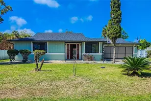 16 Black Hawk Pl, Palm Coast, FL 32137 - Photo 1