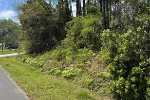 19 Bassett Ln, Palm Coast, FL 32137 - Photo 1