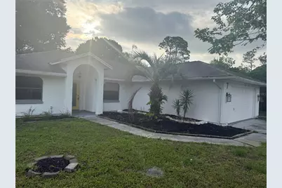 7 Fountain Gate Lane, Palm Coast, FL 32137 - Photo 1