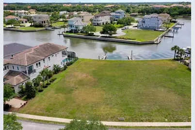 318 Harbor Village Point N, Palm Coast, FL 32137 - Photo 1