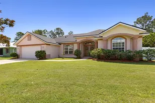 18 Squirrel Pl, Palm Coast, FL 32164 - Photo 1