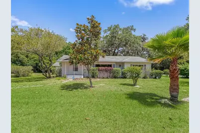 304 E Noble Avenue, Bushnell, FL 33513 - Photo 1