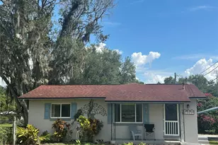 11635 SE Hwy 42, Weirsdale, FL 32195 - Photo 1