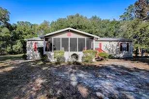 3284 SE 20th Ln, Sumterville, FL 33585 - Photo 1