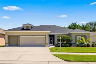 25524 Maurepas Ln, Leesburg, FL 34748 - Photo 1