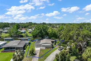 34407 Island Dr, Leesburg, FL 34788 - Photo 1