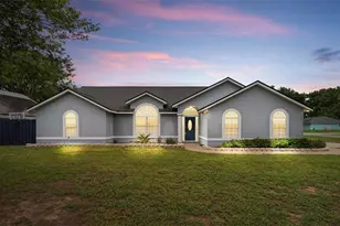 2705 Bayview Dr, Eustis, FL 32726 - Photo 1