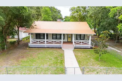263 NE 1st Street, Webster, FL 33597 - Photo 1