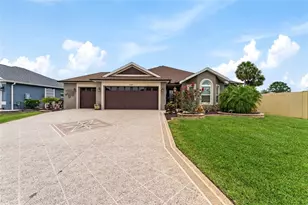 2585 Constance Ct, The Villages, FL 32163 - Photo 1