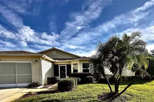 327 Bentwood Dr, Leesburg, FL 34748 - Photo 1