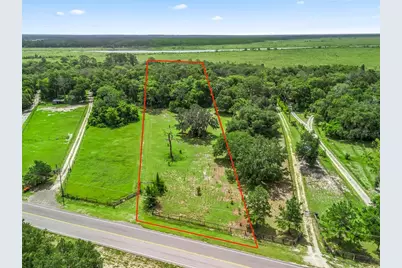 18470 SE Highway 42, Weirsdale, FL 32195 - Photo 1