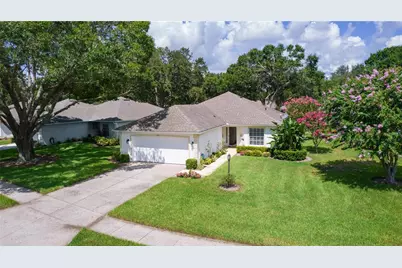 401 Baytree Boulevard, Tavares, FL 32778 - Photo 1