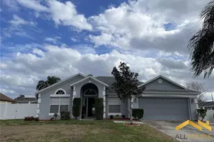 131 Via Del Sol Dr, Davenport, FL 33896 - Photo 1