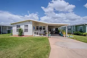 712 Carriage Ln, Leesburg, FL 34748 - Photo 1