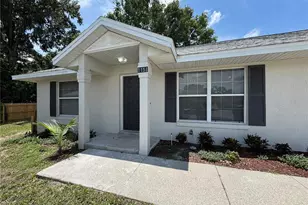 1147 W Minneola Ave, Clermont, FL 34711 - Photo 1