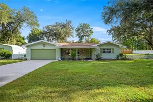 9415 W Green Bay Ln, Crystal River, FL 34428 - Photo 1