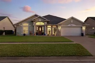 237 Old Mill Cir, Kissimmee, FL 34746 - Photo 1