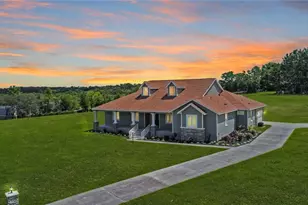 671 N Rockingham Point, Inverness, FL 34453 - Photo 1