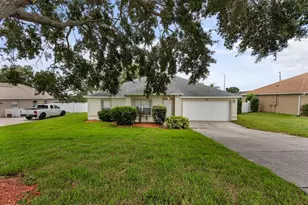 9839 Crenshaw Cir, Clermont, FL 34711 - Photo 1