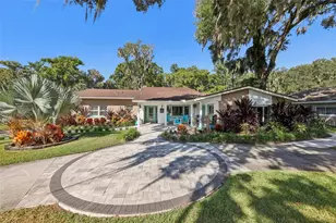 1401 S 9th St, Leesburg, FL 34748 - Photo 1