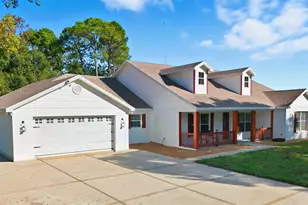 28537 Columbia Rd, Tavares, FL 32778 - Photo 1