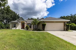 114 Wingfield Dr, Umatilla, FL 32784 - Photo 1