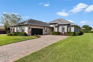 39517 Hillrise Ln, Lady Lake, FL 32159 - Photo 1