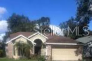 1327 Woodfield Oaks Dr, Apopka, FL 32703 - Photo 1