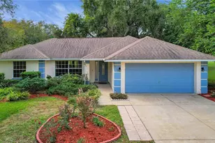36629 Francis Dr, Grand Island, FL 32735 - Photo 1