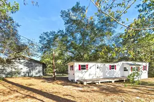 9151 SE 196th Ave, Ocklawaha, FL 32179 - Photo 1