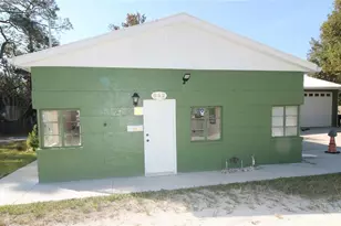 642 W Broad St, Groveland, FL 34736 - Photo 1