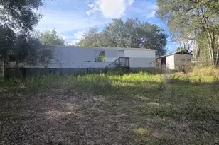 17120 SE 252nd Ave, Umatilla, FL 32784 - Photo 1