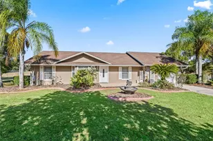 16121 SE Hwy 42, Weirsdale, FL 32195 - Photo 1