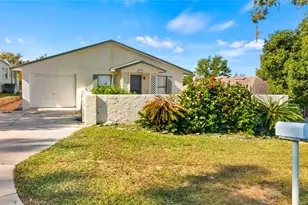 416 5th St, Clermont, FL 34711 - Photo 1