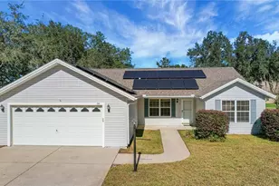 1203 Laurel Oak Ln, Lady Lake, FL 32159 - Photo 1