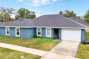 528 E Citrus Ave, Eustis, FL 32726 - Photo 1