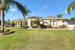 527 Dowling Cir, Lady Lake, FL 32159 - Photo 1