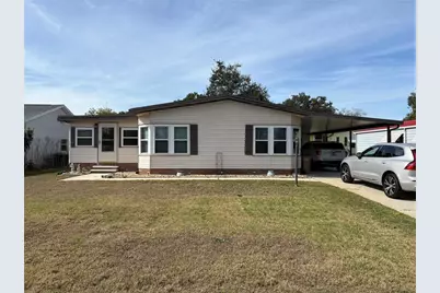 25051 Betton Hill, Leesburg, FL 34748 - Photo 1