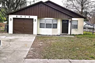 2719 Lorraine Dr, Leesburg, FL 34748 - Photo 1