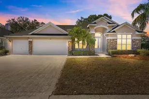 201 W Blue Water Edge Dr, Eustis, FL 32736 - Photo 1