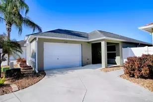 1733 Waterbury Pl, The Villages, FL 32163 - Photo 1