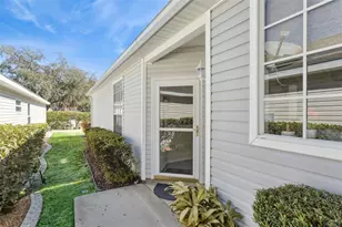 25239 Cranes Roost Cir, Leesburg, FL 34748 - Photo 1