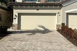 17921 Gawthrop Dr, Bradenton, FL 34211 - Photo 1