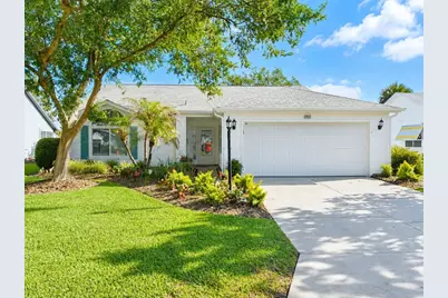 26035 Oakmount Drive, Leesburg, FL 34748 - Photo 1