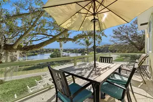 190 Crystal Lake Dr, Clermont, FL 34711 - Photo 1