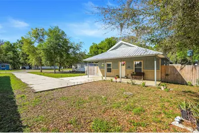342 NW 9th Avenue, Webster, FL 33597 - Photo 1