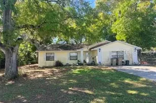 1505 Grove Ave, Leesburg, FL 34748 - Photo 1